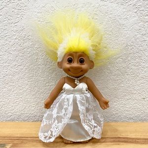 Vintage RUSS Bride Troll Doll 7” Collectible Troll Doll